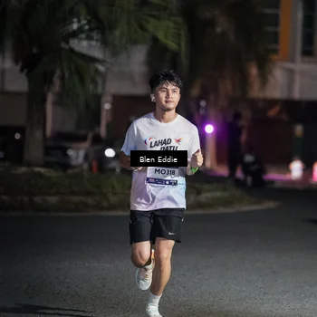 Runner Photo 7743299