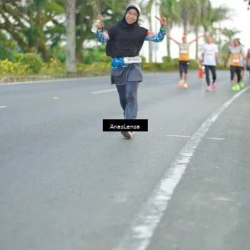 Runner Photo 7743304