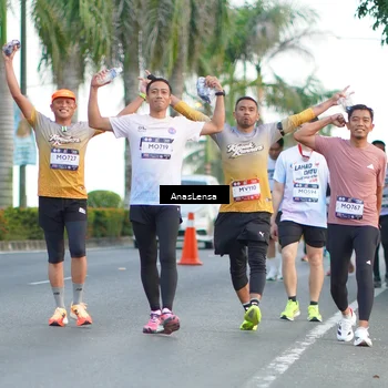 Runner Photo 7743322