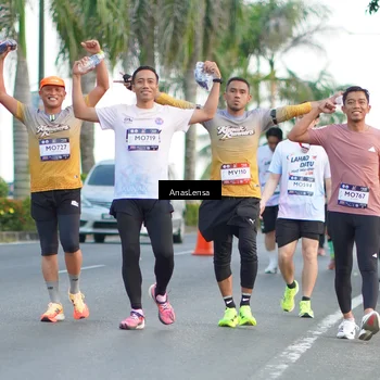 Runner Photo 7743330