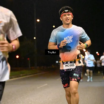 Runner Photo 7743331