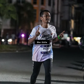 Runner Photo 7743344