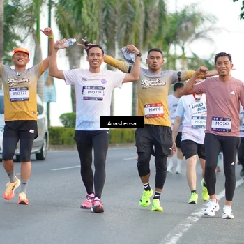 Runner Photo 7743381
