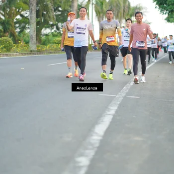 Runner Photo 7743394