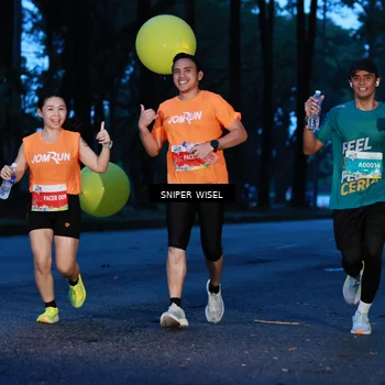 Runner Photo 7743402