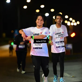 Runner Photo 7743411