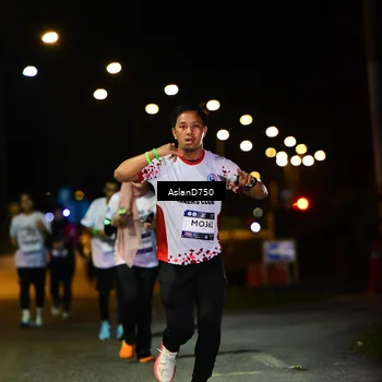 Runner Photo 7743416