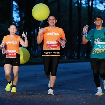 Runner Photo 7743419