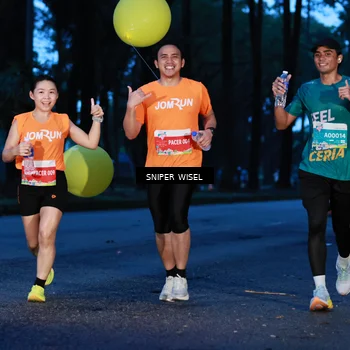 Runner Photo 7743436