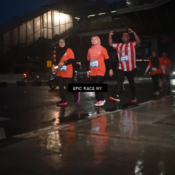 Runner Photo 7743447