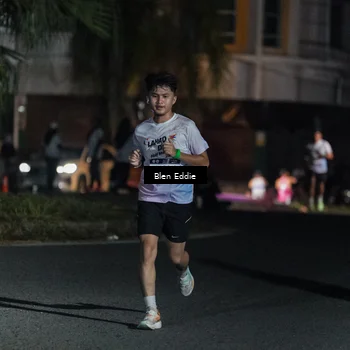 Runner Photo 7743471