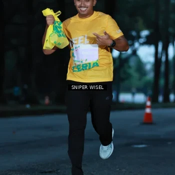 Runner Photo 7743472