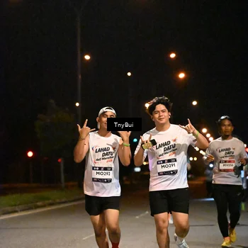 Runner Photo 7743482