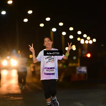 Runner Photo 7743485