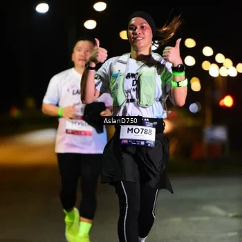 Runner Photo 7743488