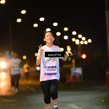 Runner Photo 7743495