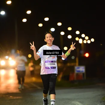 Runner Photo 7743505