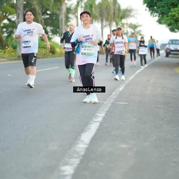 Runner Photo 7743517