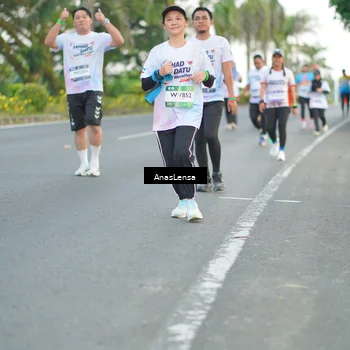 Runner Photo 7743520