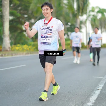 Runner Photo 7743521