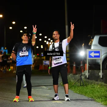 Runner Photo 7743529