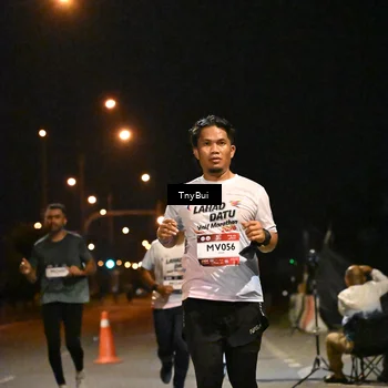 Runner Photo 7743530