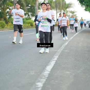 Runner Photo 7743537