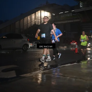 Runner Photo 7743545