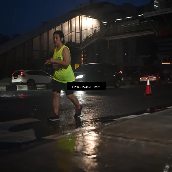 Runner Photo 7743562
