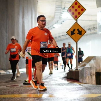 Runner Photo 7743591