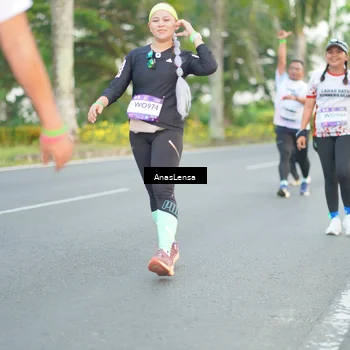 Runner Photo 7743595