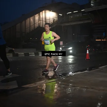 Runner Photo 7743603
