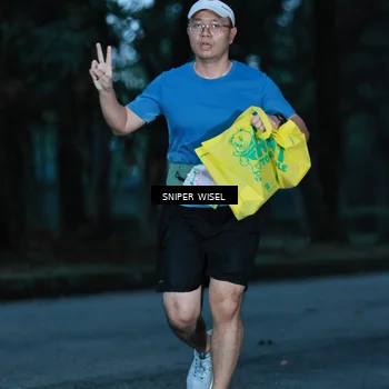 Runner Photo 7743606