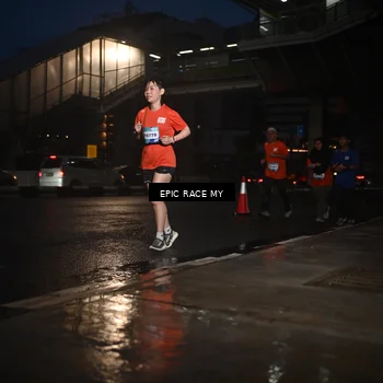 Runner Photo 7743607
