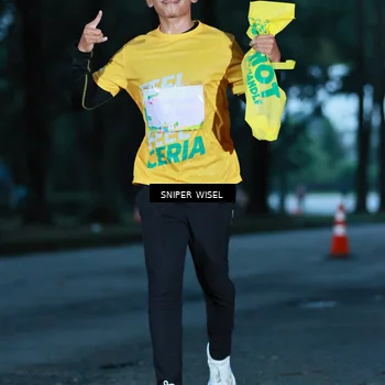 Runner Photo 7743616