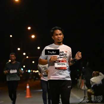 Runner Photo 7743621
