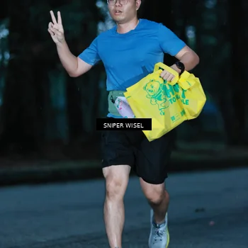 Runner Photo 7743623