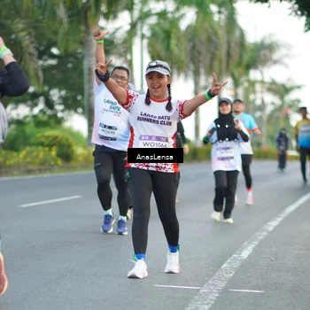 Runner Photo 7743644