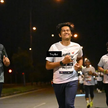 Runner Photo 7743674