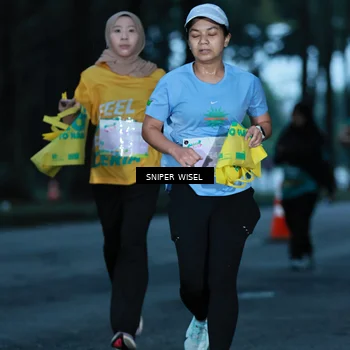 Runner Photo 7743681