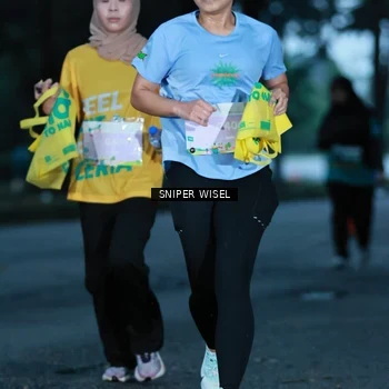 Runner Photo 7743701