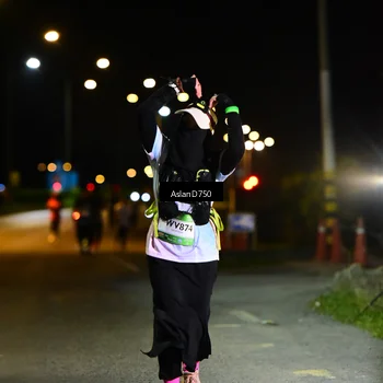 Runner Photo 7743718