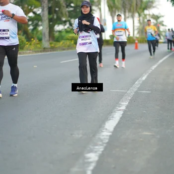 Runner Photo 7743719