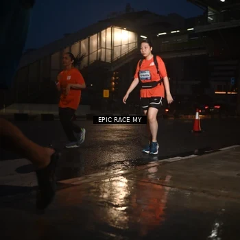 Runner Photo 7743725