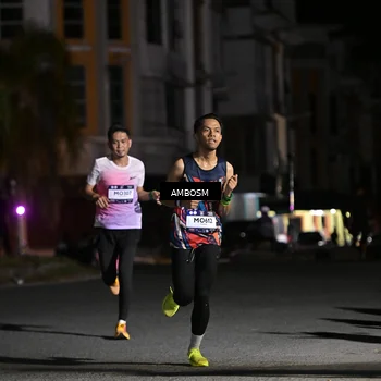 Runner Photo 7743727