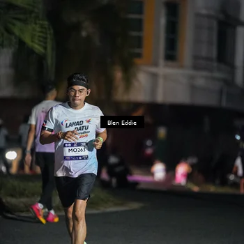 Runner Photo 7743730