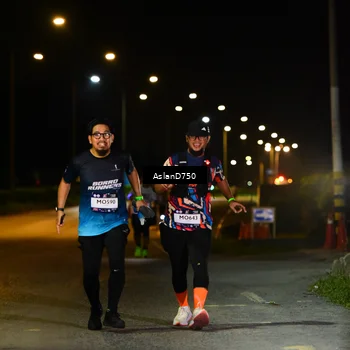 Runner Photo 7743749