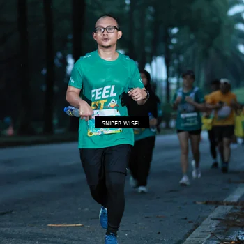 Runner Photo 7743754