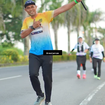 Runner Photo 7743779