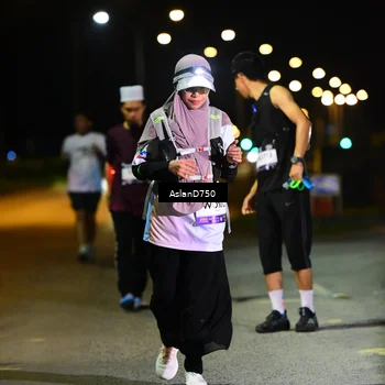 Runner Photo 7743784
